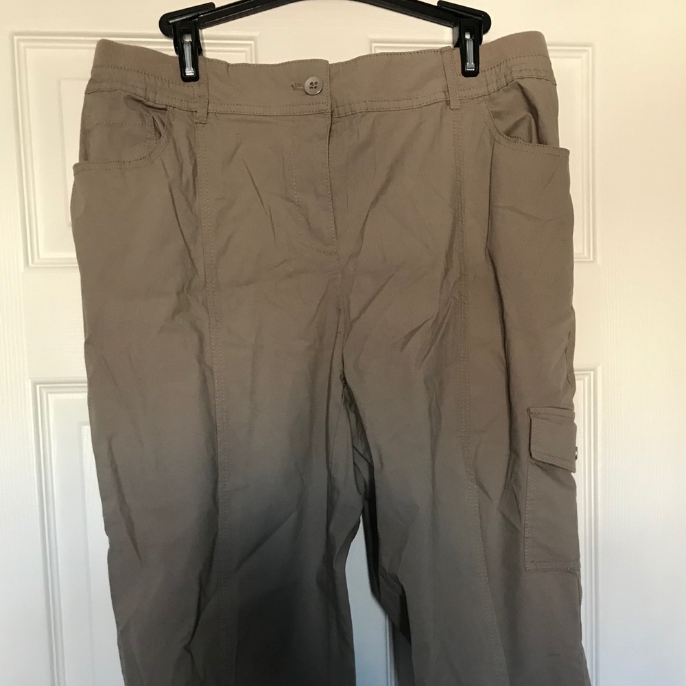 Chicos Capri Size 1.5 Crop Basic